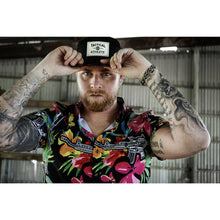 Load image into Gallery viewer, LIGHT WEIGHT BUTTON UP SHORT SLEEVE