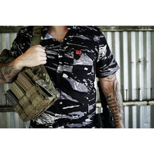 Load image into Gallery viewer, LIGHT WEIGHT BUTTON UP SHORT SLEEVE