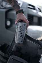 Load image into Gallery viewer, Duck Hunter Camo 20 oz Tumbler