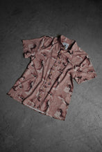 Load image into Gallery viewer, Chocolate Chip Button-up