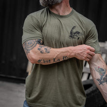 Load image into Gallery viewer, Become A Threat To The Darkness Men's T-Shirt