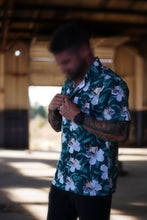 Load image into Gallery viewer, Aloha Button-up
