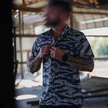 Load image into Gallery viewer, Tiger Stripe Green Button-up