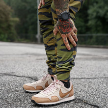 Load image into Gallery viewer, Men's Dynamic Performance Joggers 2.0