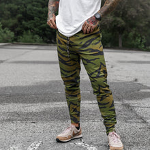 Load image into Gallery viewer, Men's Dynamic Performance Joggers 2.0