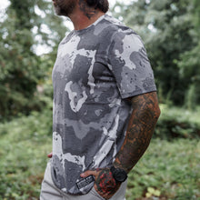 Load image into Gallery viewer, Men's Outdoor UPF40 Performance T-Shirt