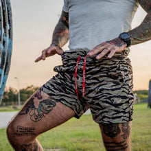 Load image into Gallery viewer, Men's Hooch Mesh Shorts | 5"