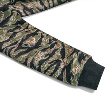 Load image into Gallery viewer, Men's Zip Up Fleece Lined Hoodie 2.0
