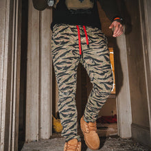 Load image into Gallery viewer, Men's Adjustable Performance Joggers